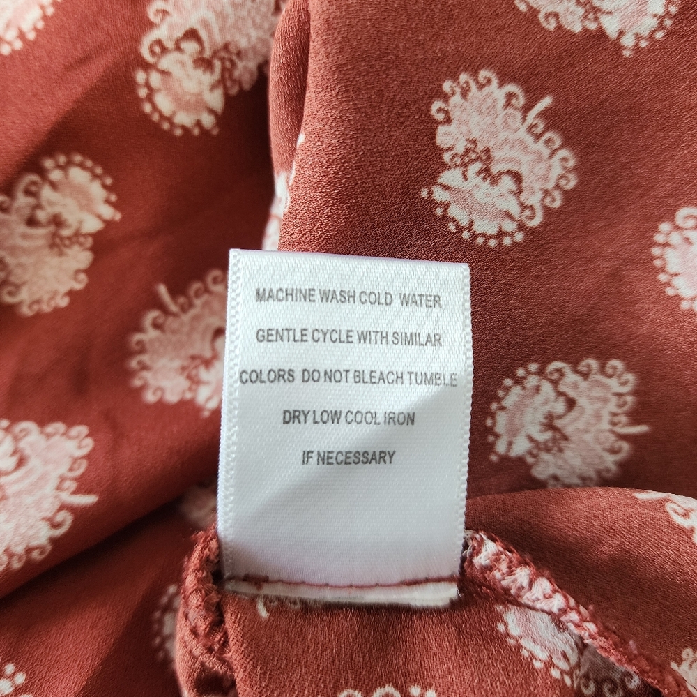 Charming Charlie Floral Wrap Red & Blue Long Sleeve Wome's Top Size M - Picture 7 of 7